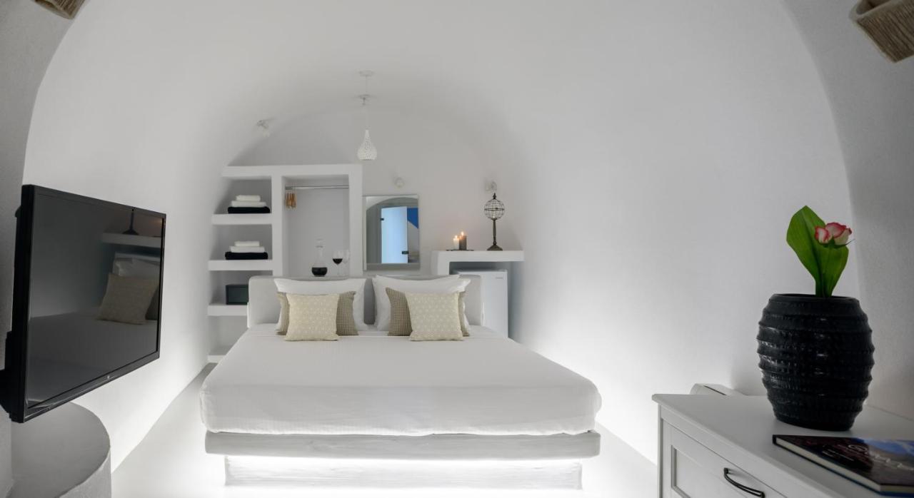 White Dream Suites Фіра Екстер'єр фото