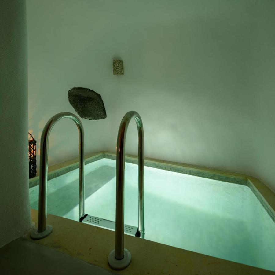 White Dream Suites Фіра Екстер'єр фото